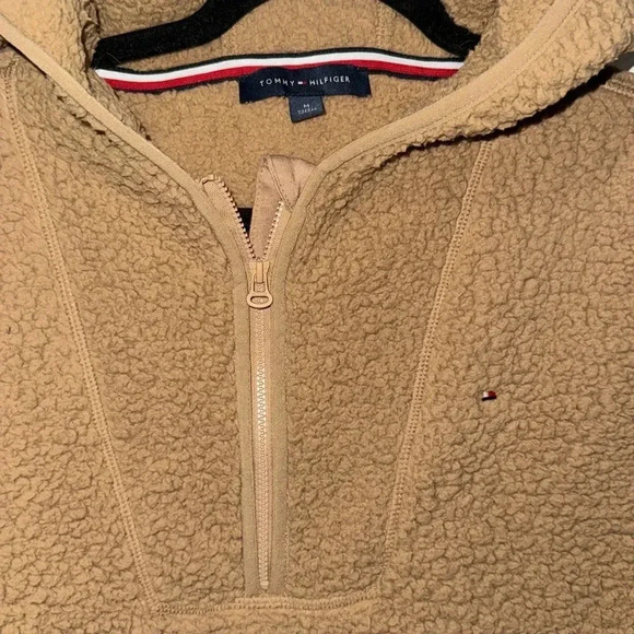 Tommy Hilfiger Hooded Sherpa quarter zip, medium, oversized. Mocha brown. GUC - Picture 6 of 11